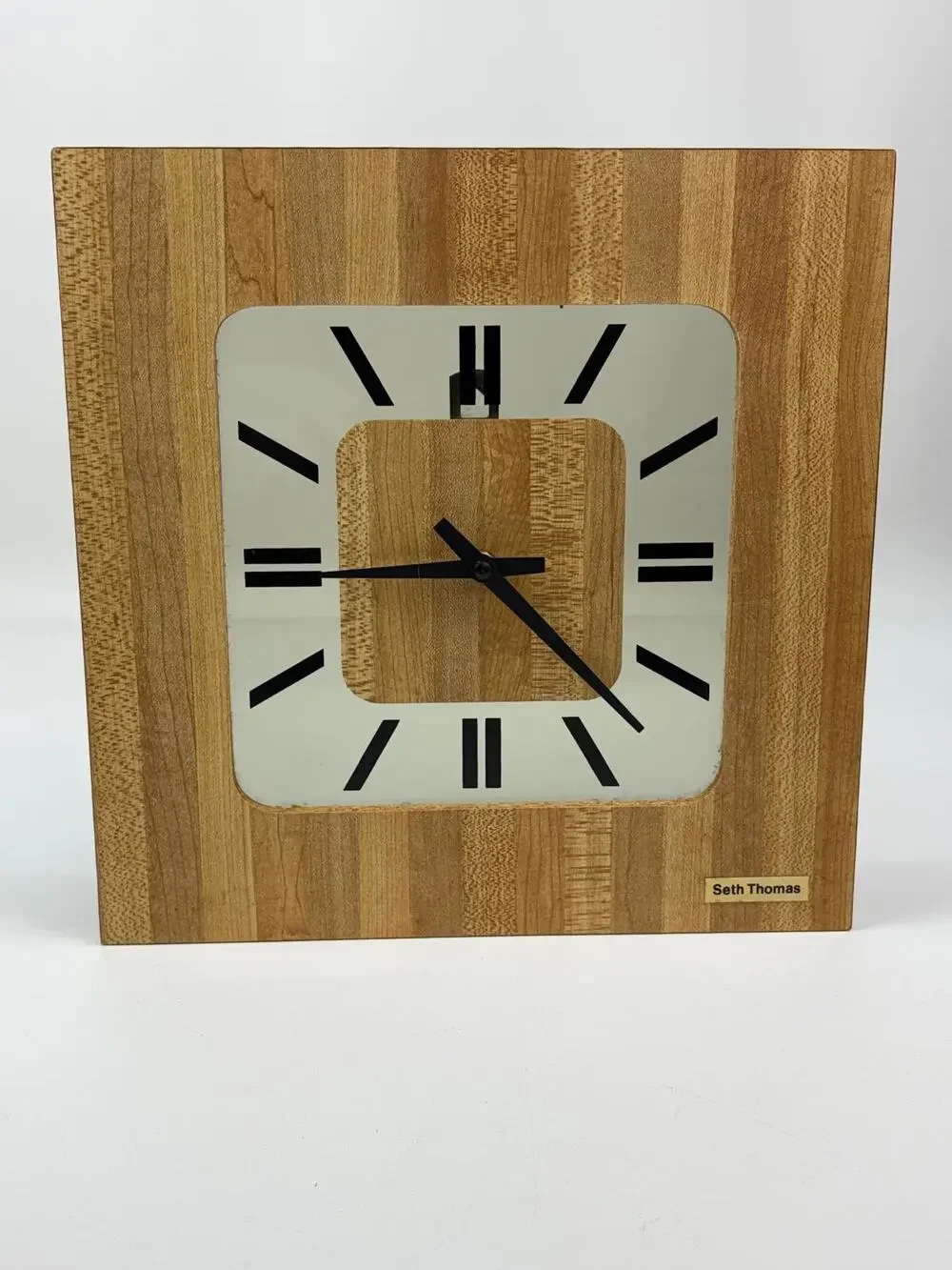 Vintage Seth Thomas Pace Setter Wall Clock Model 2396 USA  Rare & Working